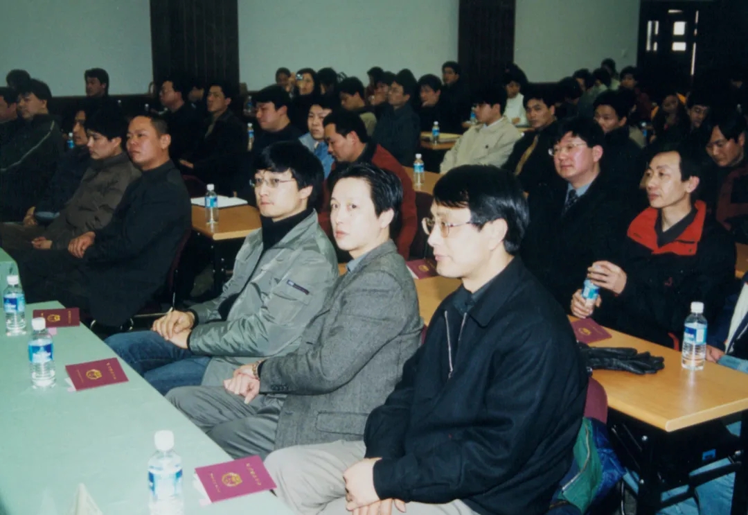 003.jpg 图片